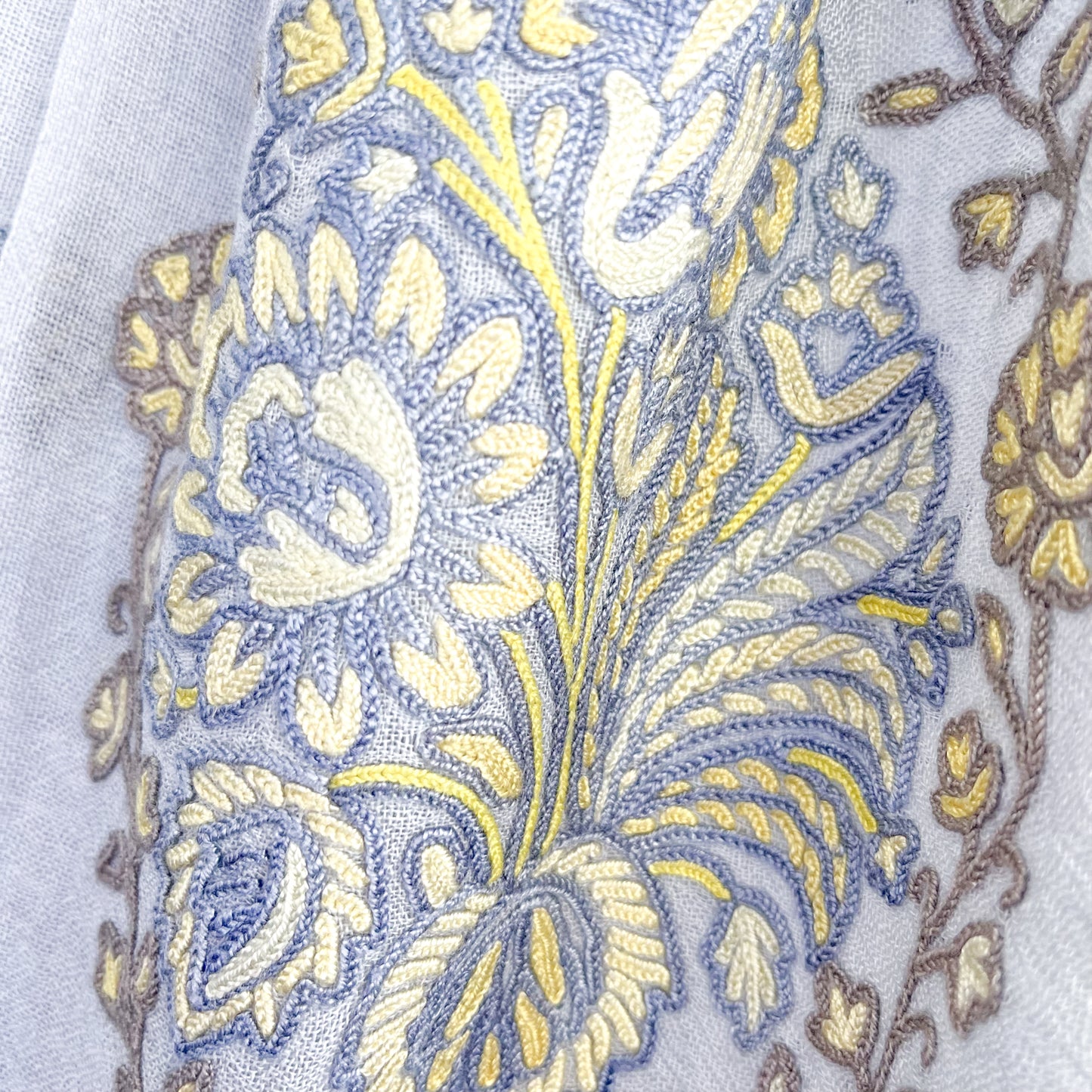Jewelry Series Lightweight Wool &amp; Silk Allie Hand Embroidered Stole (Light Gray/Yellow)