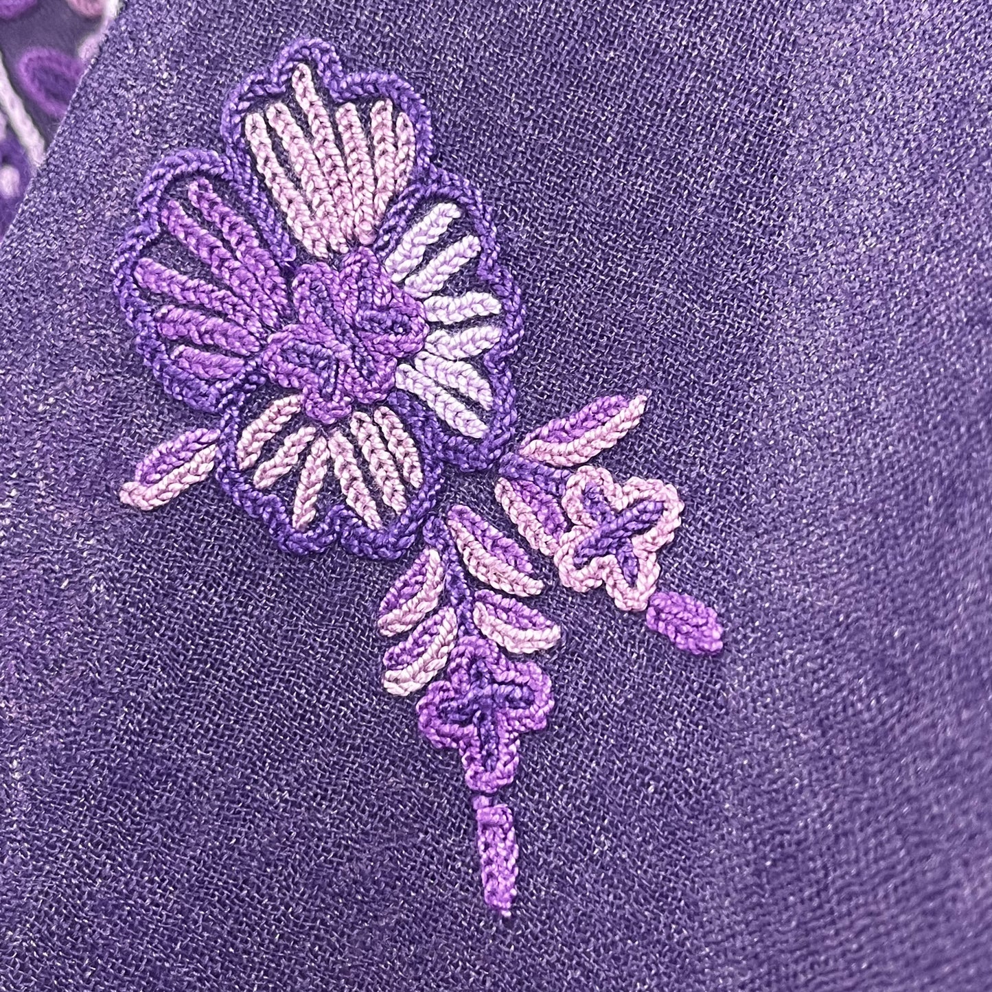 Lace 薄手ウール&シルク アリー手刺繍ストール (ダークパープル)