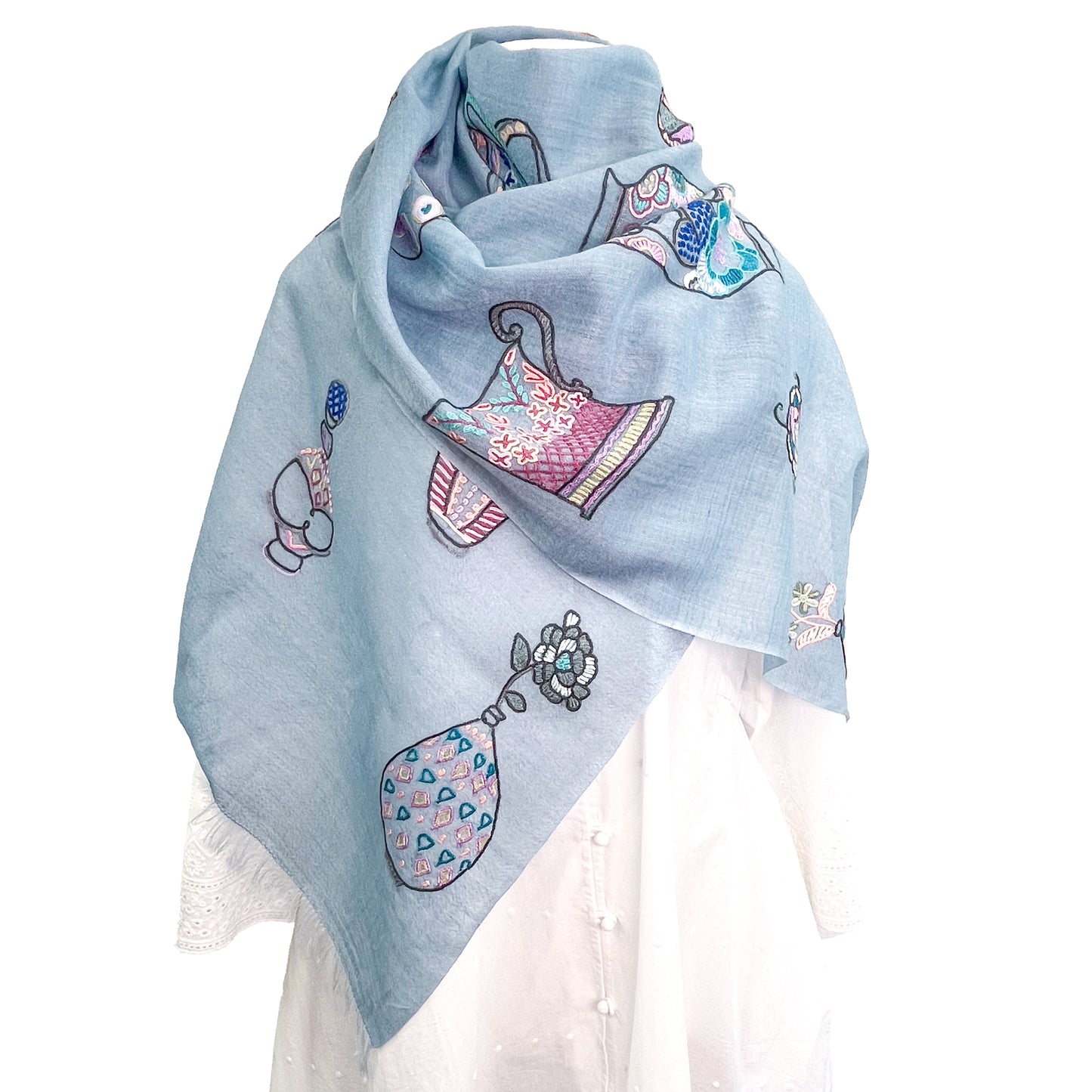 薄手ウールシルク アリー手刺繍ストール (ブルーグレー/ライトブルー)