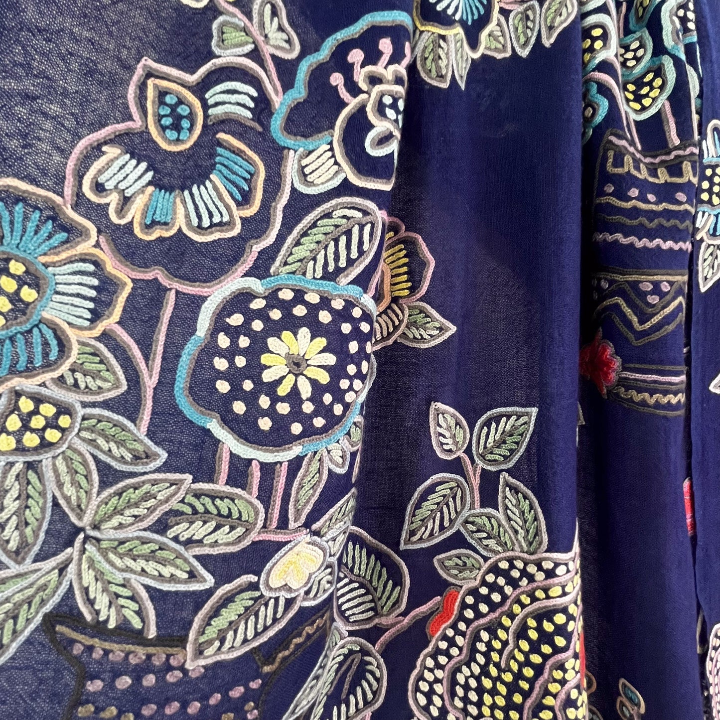 Flower Pot Wool &amp; Silk Allie Hand Embroidered Stole (Dark Navy)