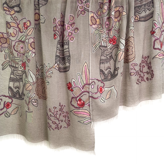 FLOWER POT ウール&シルク アリー手刺繍ストール (グレージュ)