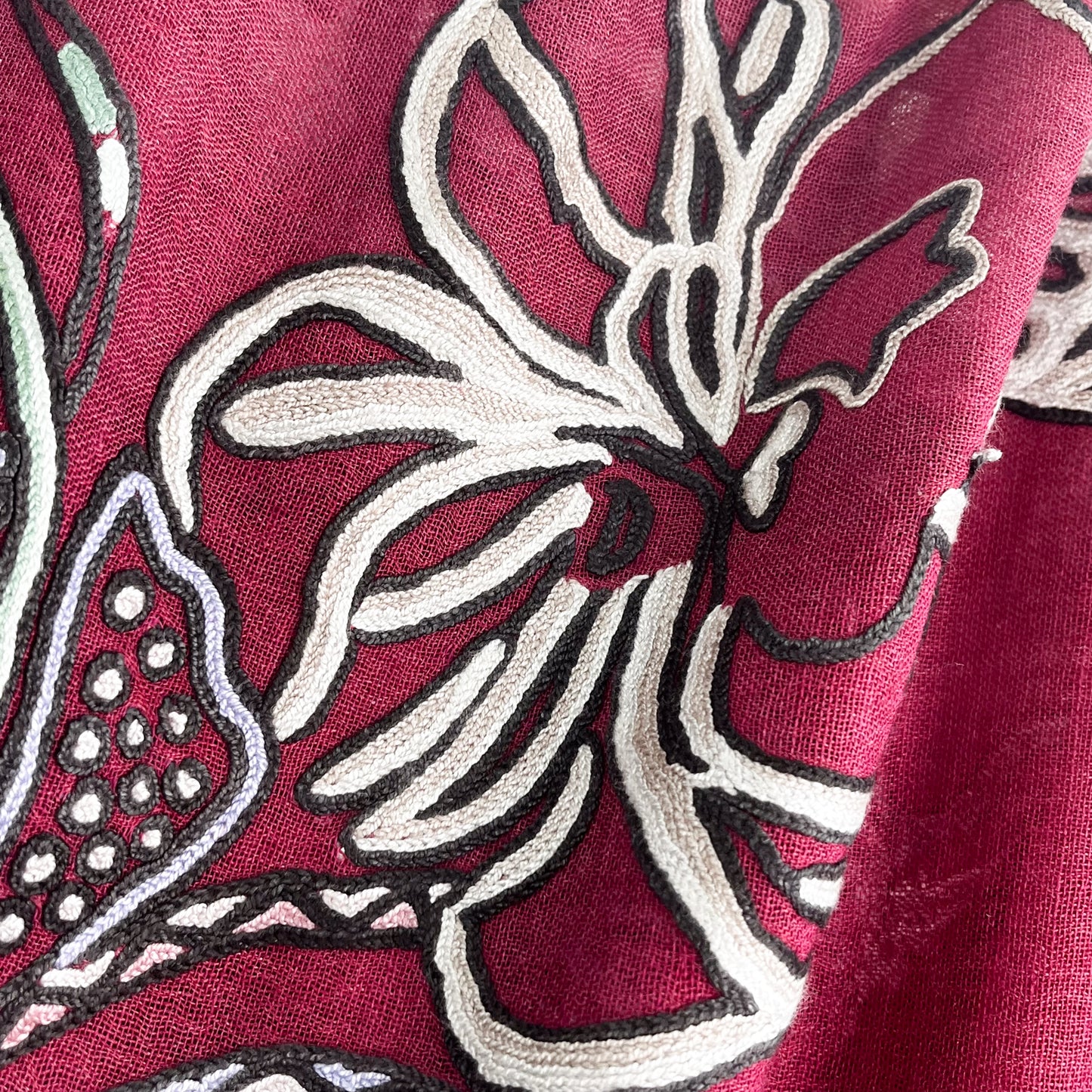 Lightweight wool &amp; silk Ally hand embroidered stole (light brown/purple) S-WTA9038_0901