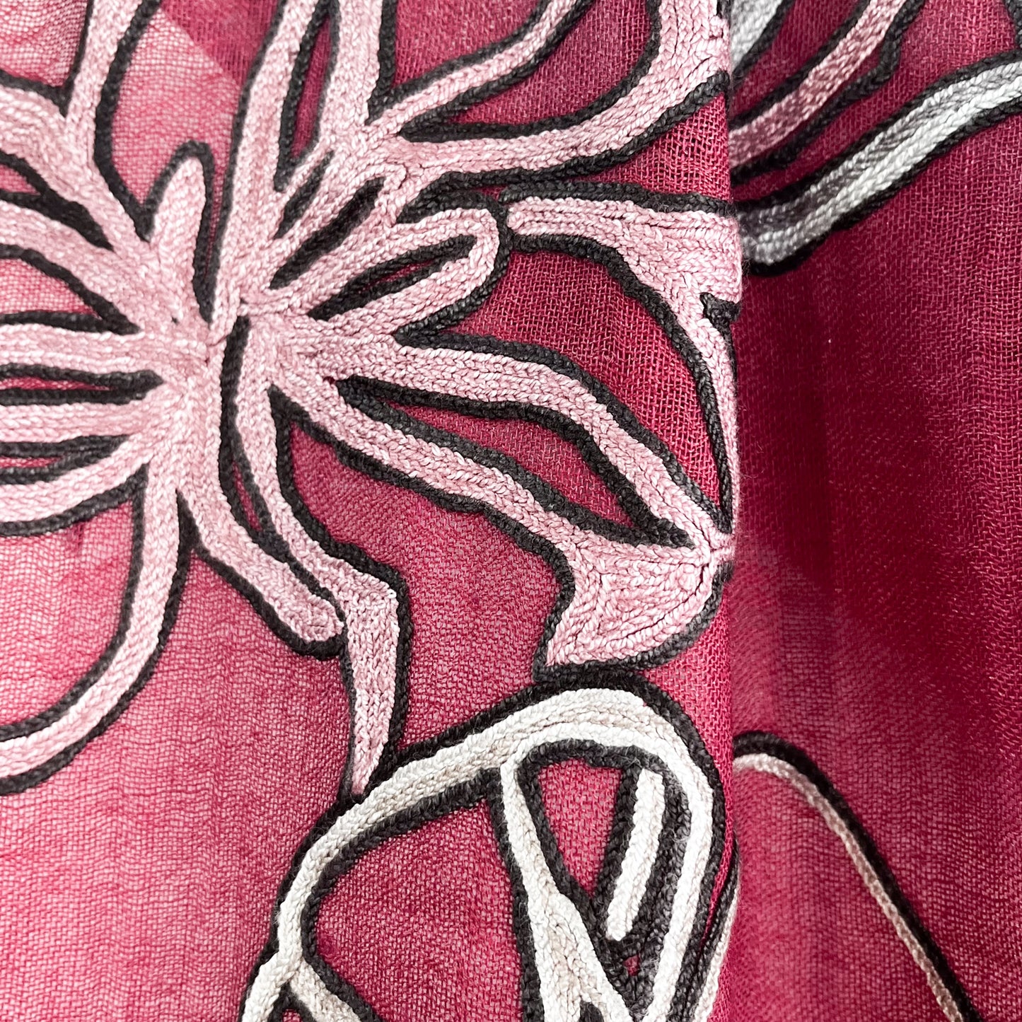 Lightweight wool &amp; silk Ally hand embroidered stole (light brown/purple) S-WTA9038_0901