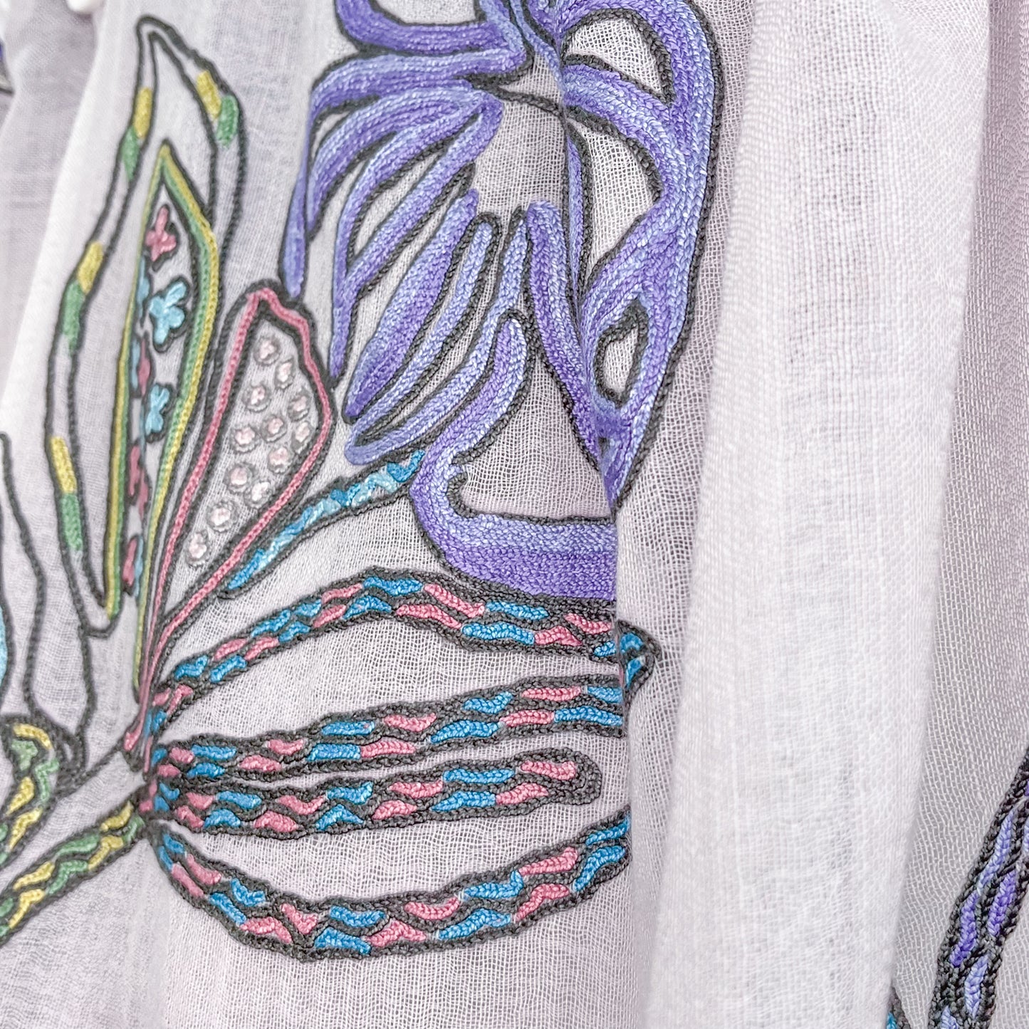 Lightweight wool &amp; silk Ally hand embroidered stole (light brown/purple) S-WTA9038_0901