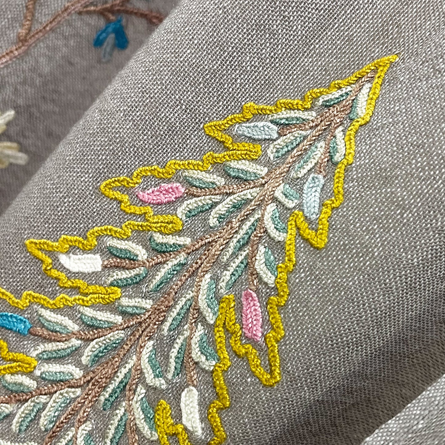 Tree of Life Lightweight Wool &amp; Silk Allie Hand Embroidered Stole (Turquoise)