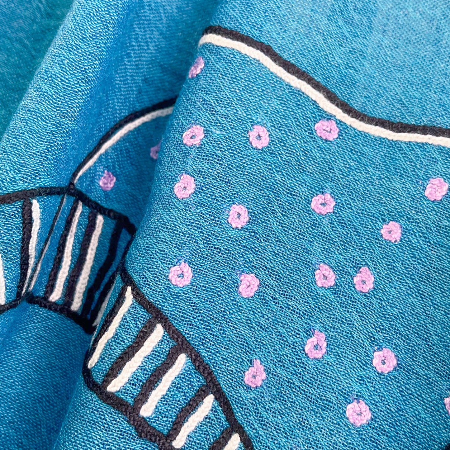 Ammonite ウール&シルク アリー手刺繍ストール(ターコイズ)