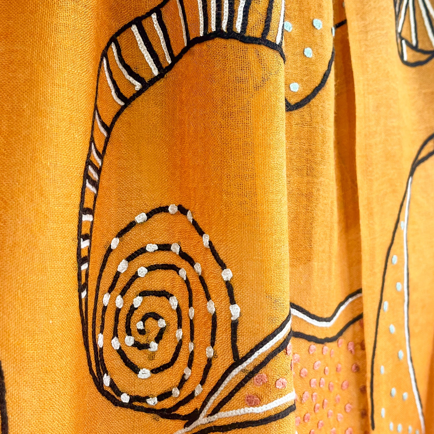 Wool &amp; Silk Ali Hand Embroidered Stole (White)