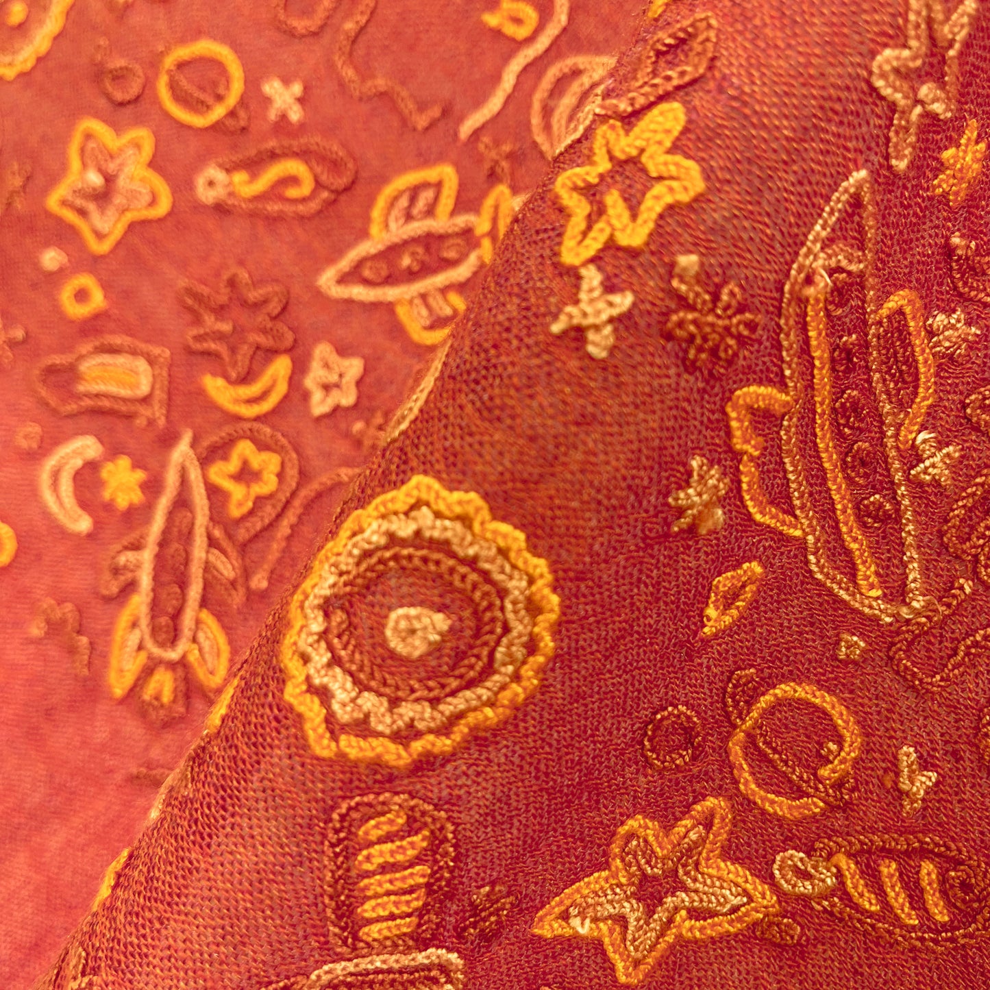 SPACE ODYSSEY ウール&シルク 手刺繍ストール (オレンジ)