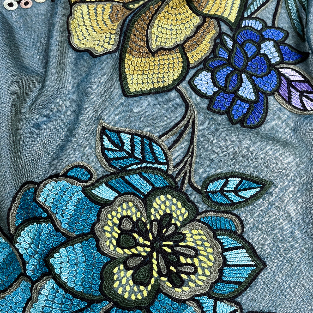 DARK FLOWER 薄手ウール&シルク アリー手刺繍ストール (ダークグリーン)
