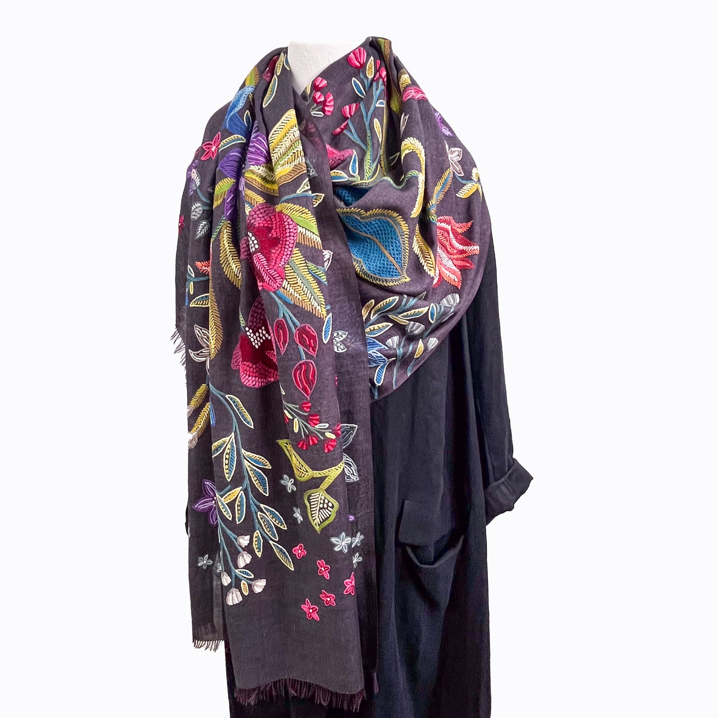 Flower Celebration 薄手ウール&シルク アリー手刺繍ストール(ディープパープル)