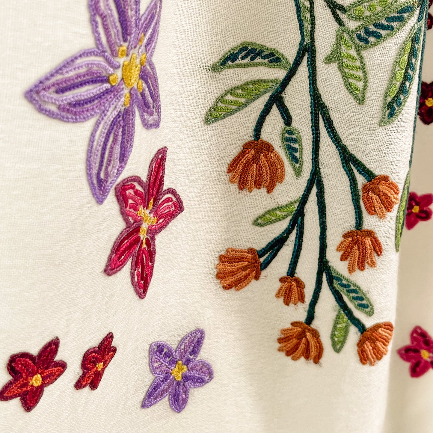 Flower Celebration Wool Ally Hand Embroidered Stole (White/Multi)