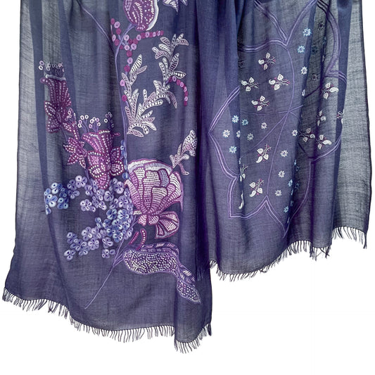 FLOWERS IN GENOVA 薄手ウール&シルク アリー&ニードル手刺繍ストール(ネイビー)