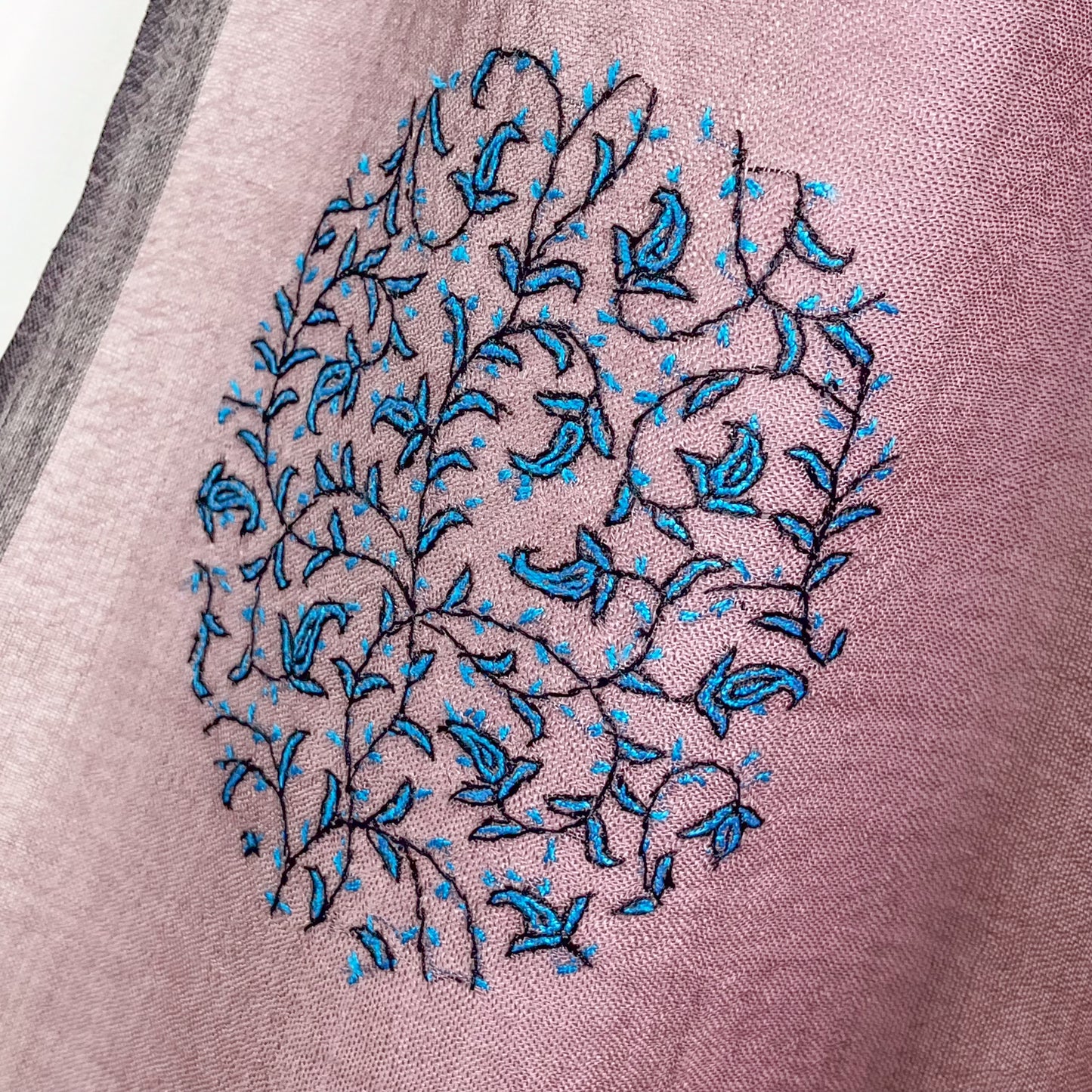 Wool &amp; Silk Needle Embroidered Stole (Green)