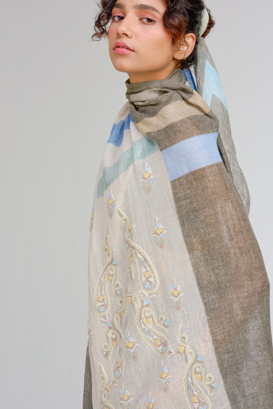 New Geometricコットンリネン アリー手刺繍ストール(ブラウン/ブルー)