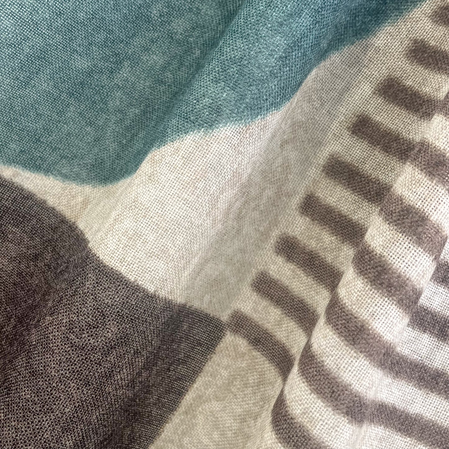 イタリア製ウールプリントストール(グリーン)