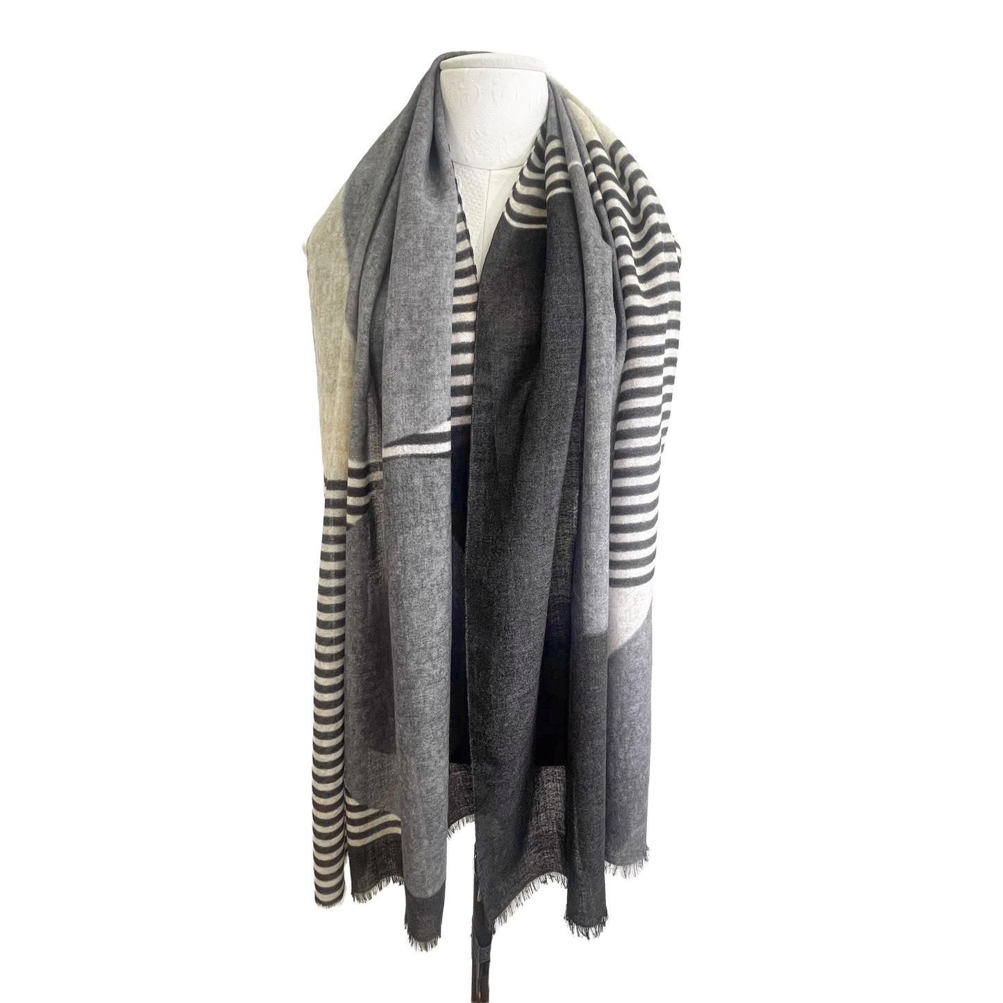 イタリア製ウールプリントストール(ブラック/ホワイト)