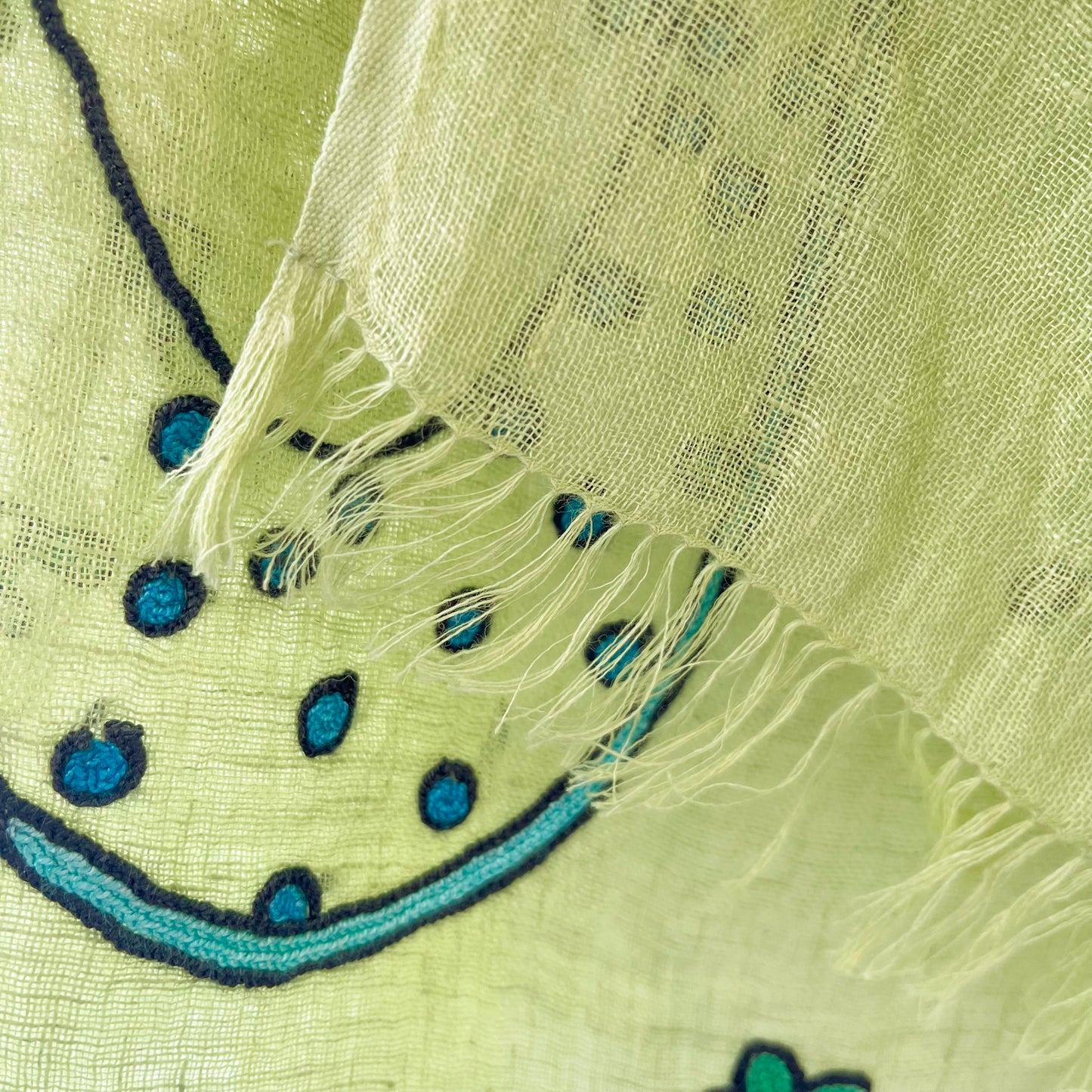 JAZZ柄 リネン アリー手刺繍ストール(ライトグリーン)