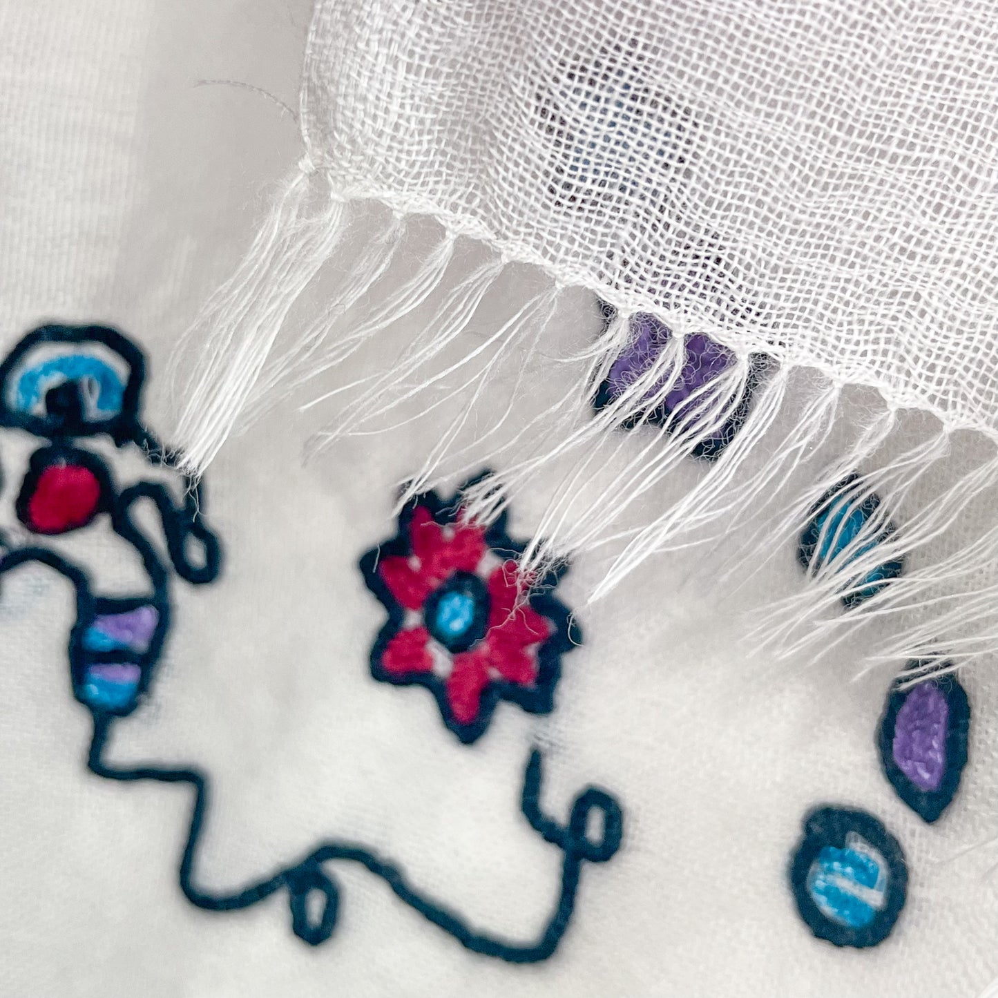 Space Odessey 薄手ウール&シルク アリー手刺繍細幅ストール