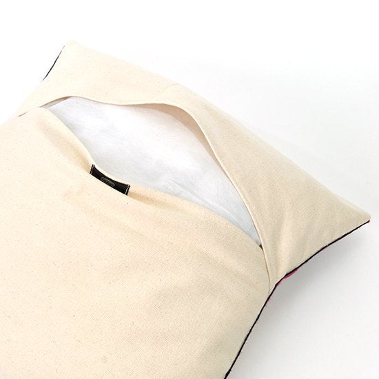 Animal hand-embroidered cushion cover 45cm x 45cm (blue) 