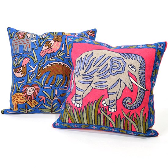 Animal hand-embroidered cushion cover 45cm x 45cm (blue) 