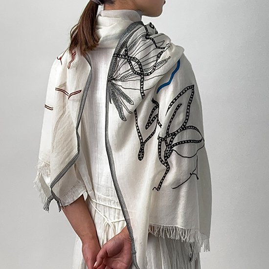 Abstract Lightweight Wool & Silk Ari Hand Embroidered Stole 60cm x 190cm (White) S-WTA4025_0271