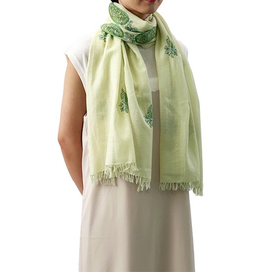 ウール&シルク ニードル手刺繍ストール (アップルグリーン)
