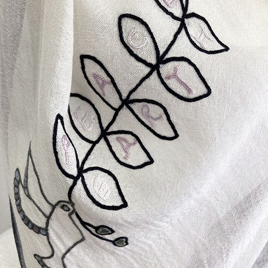 Peace On Earth ウール/シルク 手刺繍ストール(ホワイト)S-WTA2557-0171